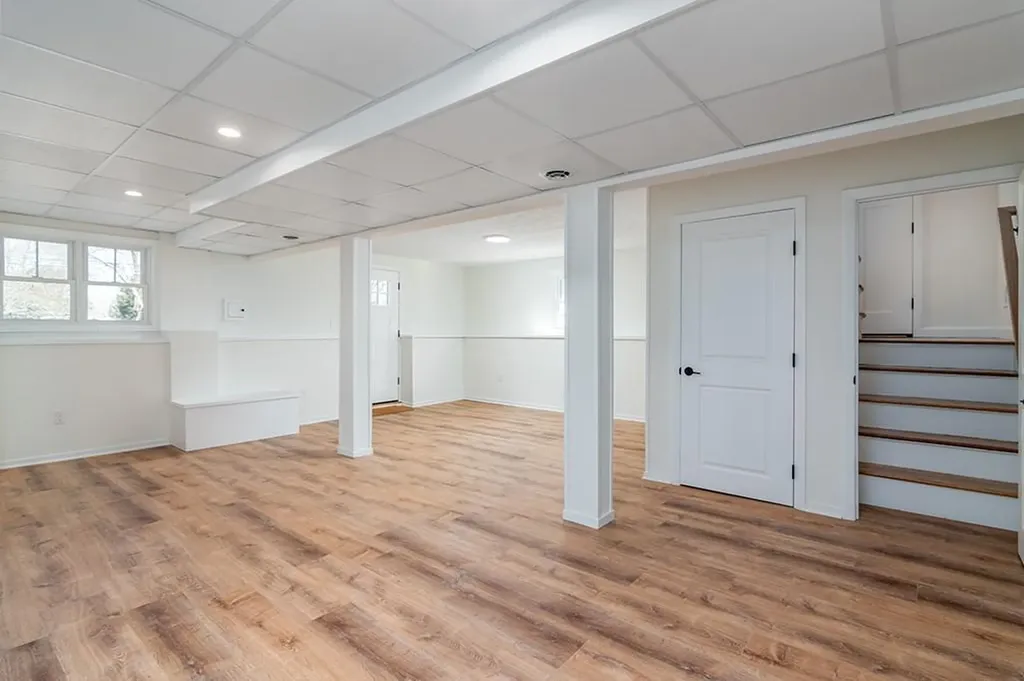 332 Tiffany Avenue Warwick RI 02889