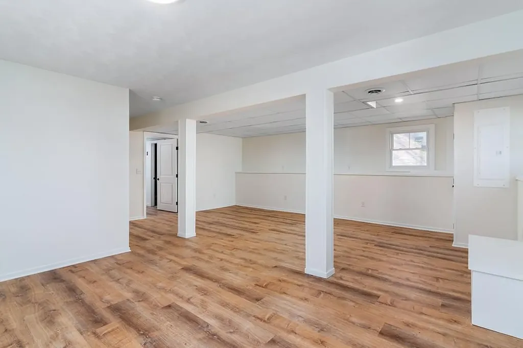 332 Tiffany Avenue Warwick RI 02889