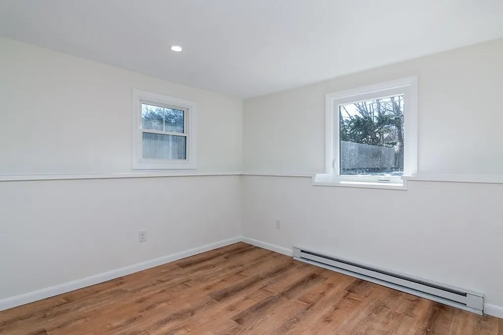 332 Tiffany Avenue Warwick RI 02889