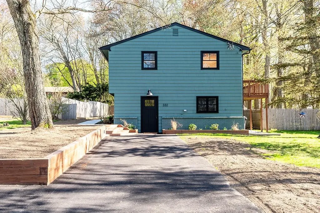 332 Tiffany Avenue Warwick RI 02889