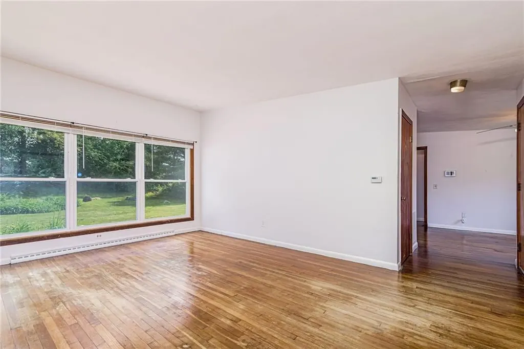 7 Stuart Street Westerly RI 02891