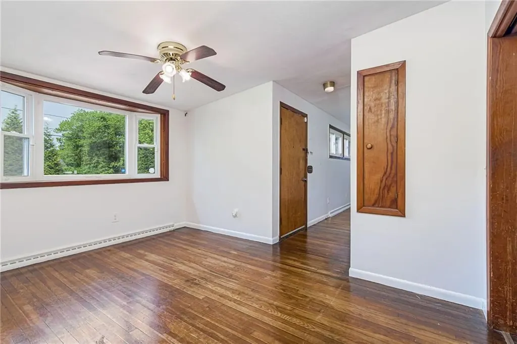 7 Stuart Street Westerly RI 02891