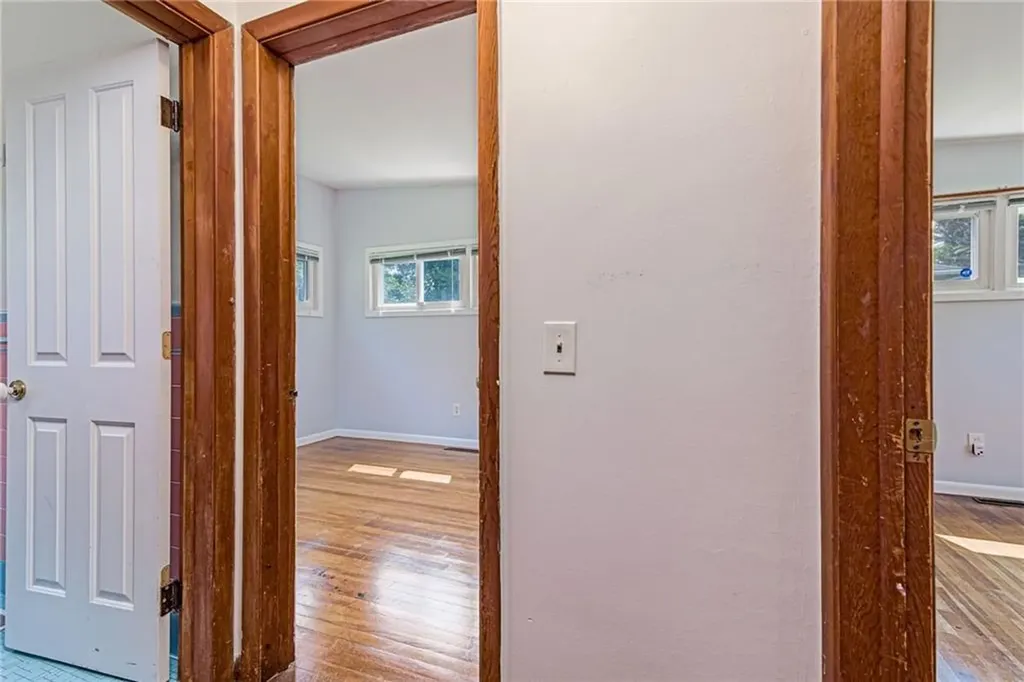 7 Stuart Street Westerly RI 02891