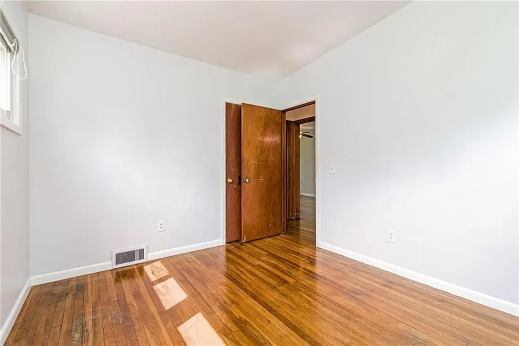 7 Stuart Street Westerly RI 02891