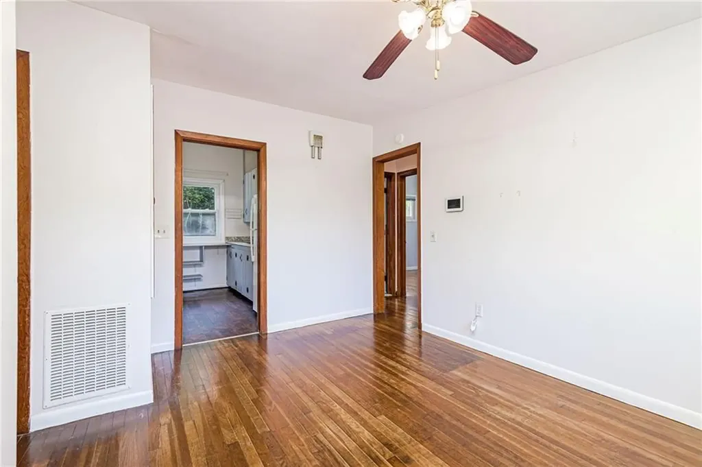 7 Stuart Street Westerly RI 02891