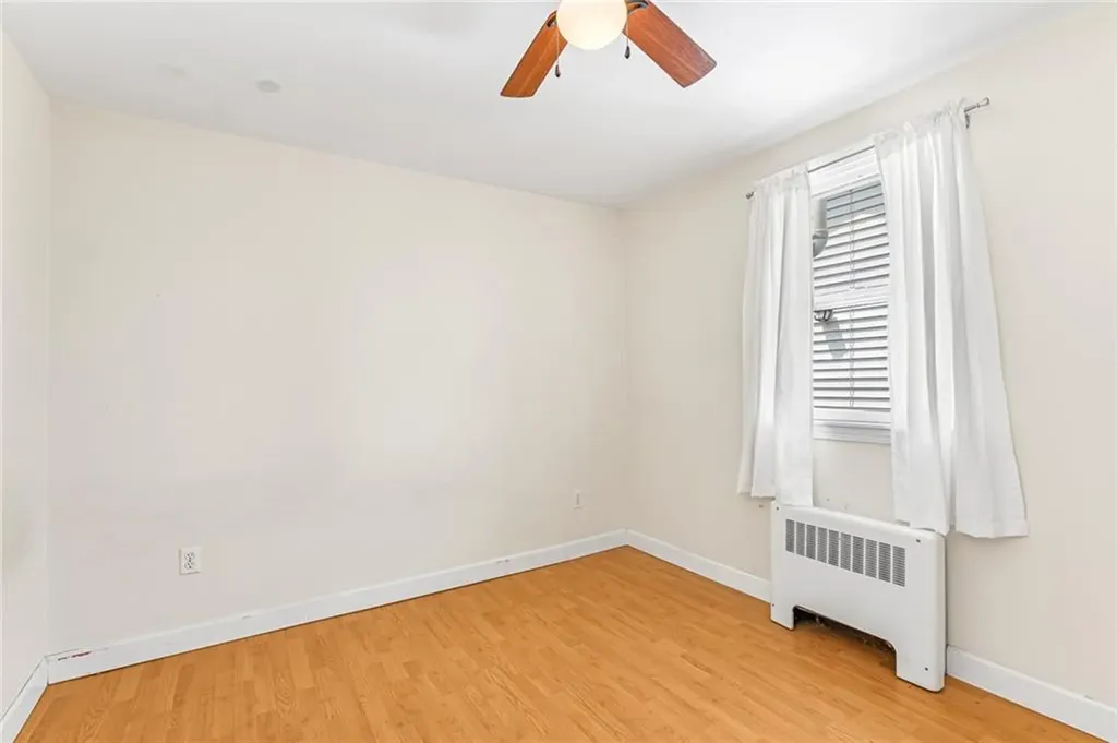 44 Summit Road Portsmouth RI 02871