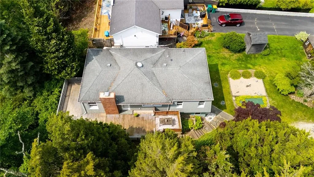 44 Summit Road Portsmouth RI 02871