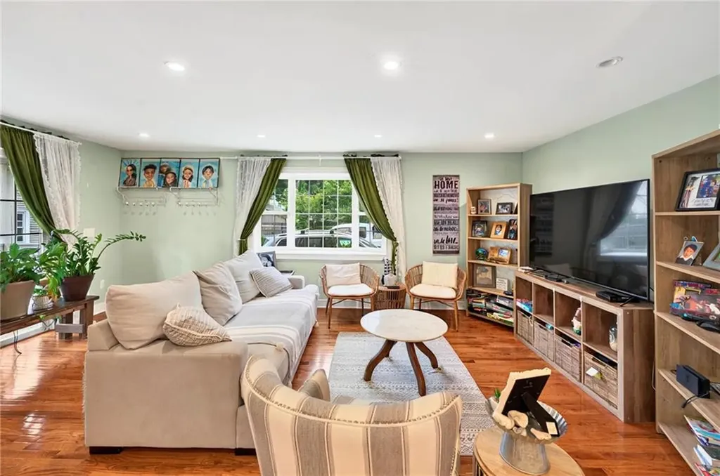 69 Arnold Street Lincoln RI 02865