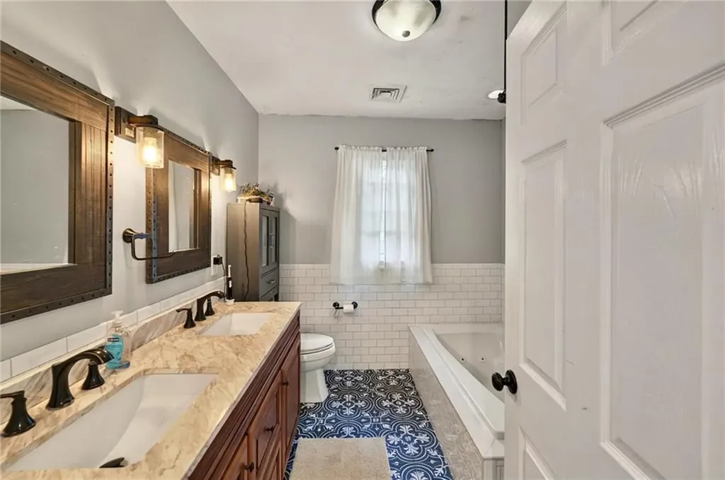 69 Arnold Street Lincoln RI 02865