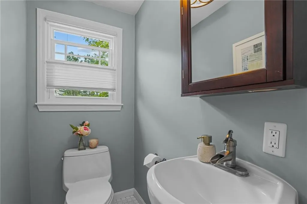30 Lloyd Phillips Court Pawtucket RI 02861