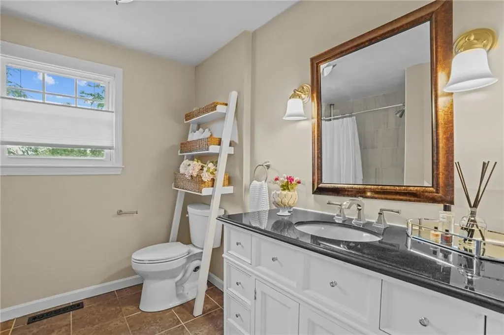 30 Lloyd Phillips Court Pawtucket RI 02861