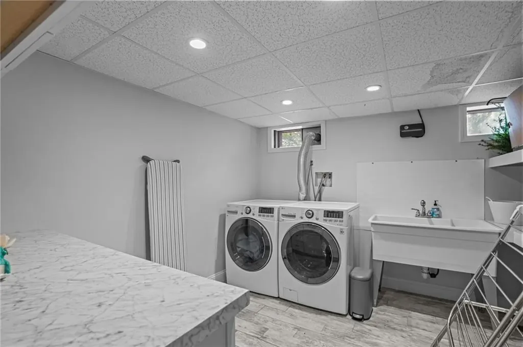 30 Lloyd Phillips Court Pawtucket RI 02861