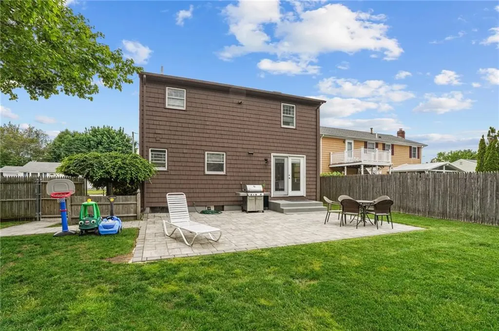 30 Lloyd Phillips Court Pawtucket RI 02861