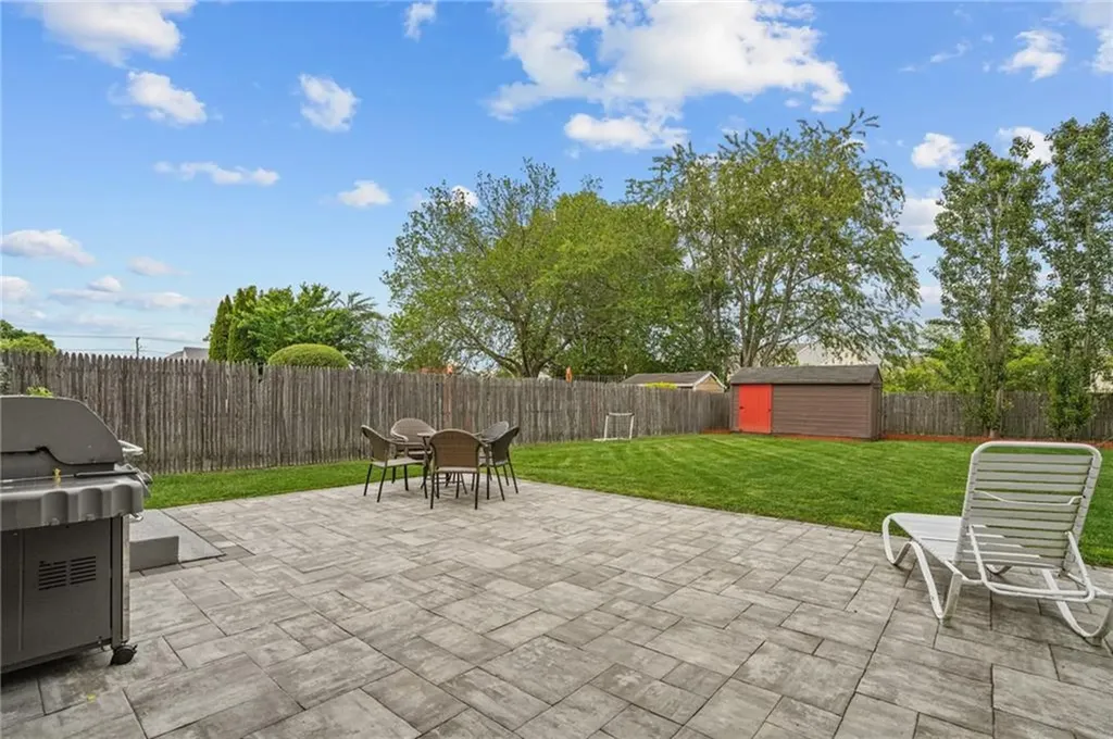 30 Lloyd Phillips Court Pawtucket RI 02861