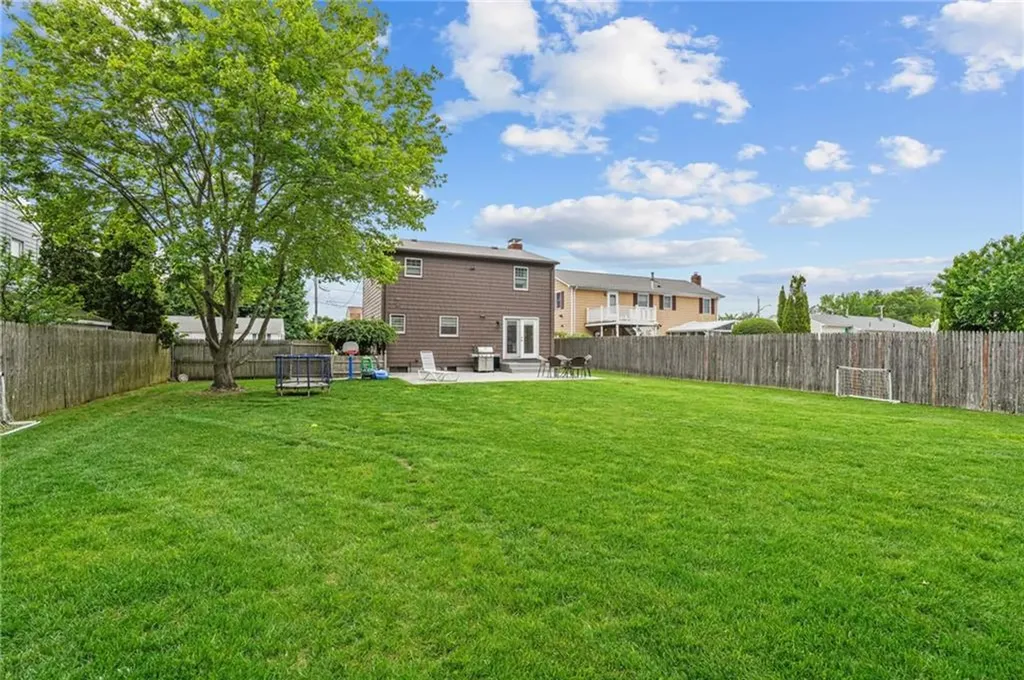 30 Lloyd Phillips Court Pawtucket RI 02861