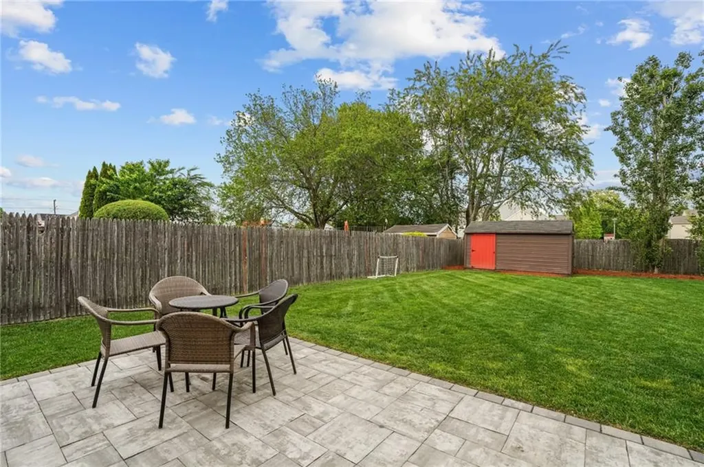 30 Lloyd Phillips Court Pawtucket RI 02861
