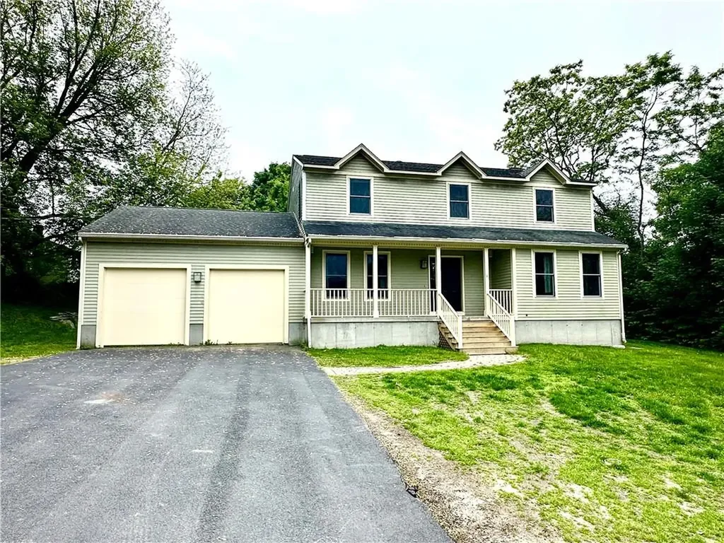 8 Linden Street Bristol RI 02809