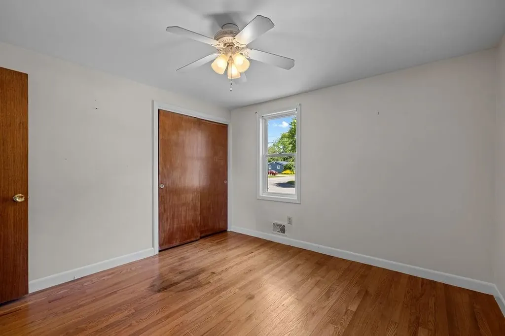 5 Middlefield Drive Warwick RI 02889