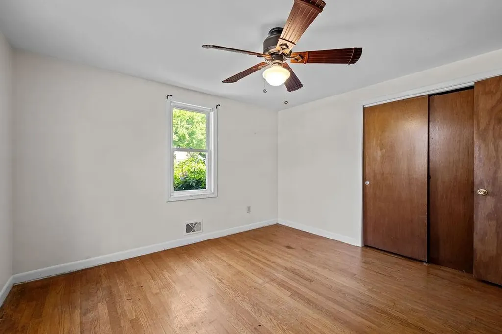 5 Middlefield Drive Warwick RI 02889