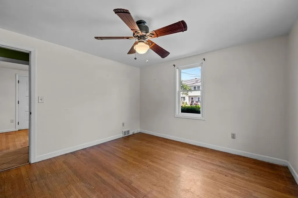5 Middlefield Drive Warwick RI 02889