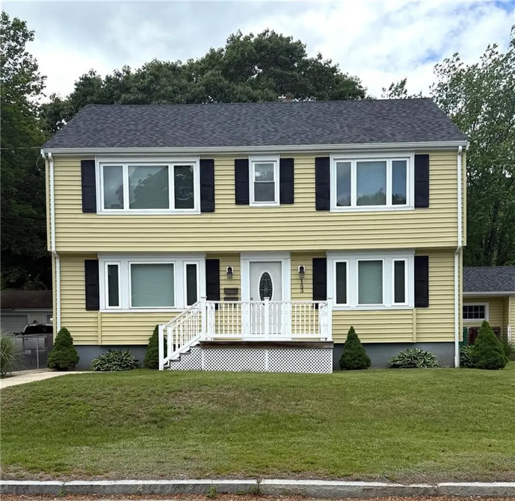 183 Linden Avenue Woonsocket RI 02895