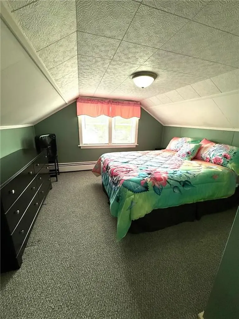 183 Linden Avenue Woonsocket RI 02895