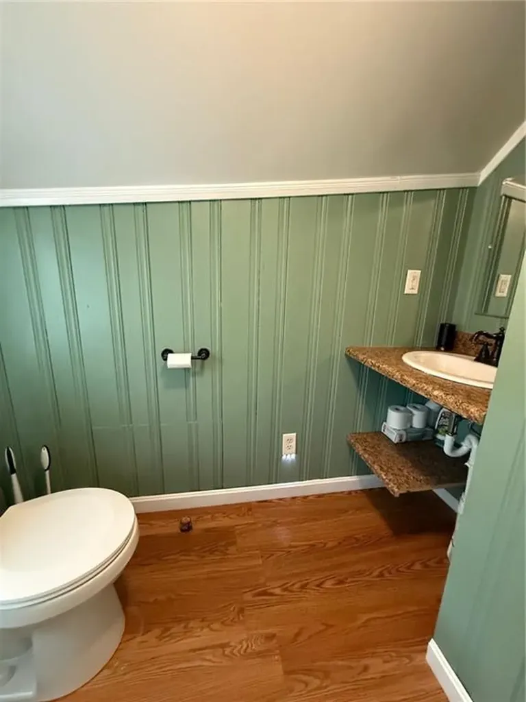 183 Linden Avenue Woonsocket RI 02895
