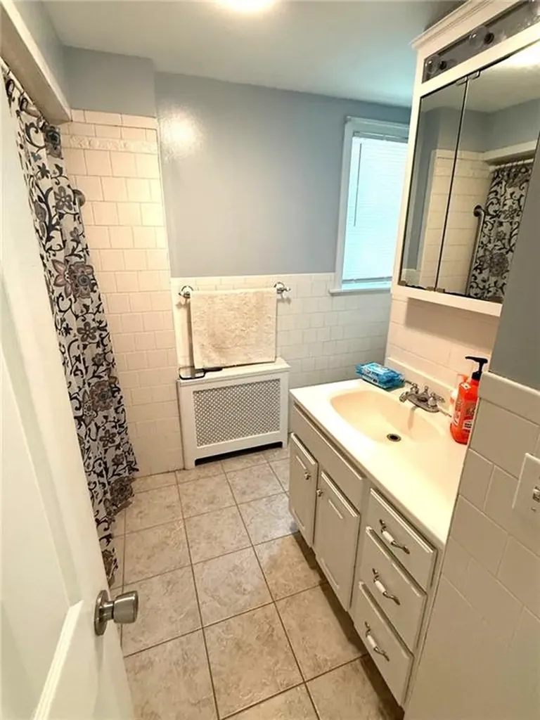 183 Linden Avenue Woonsocket RI 02895