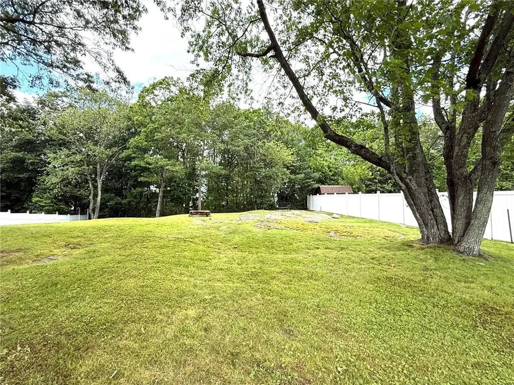 183 Linden Avenue Woonsocket RI 02895
