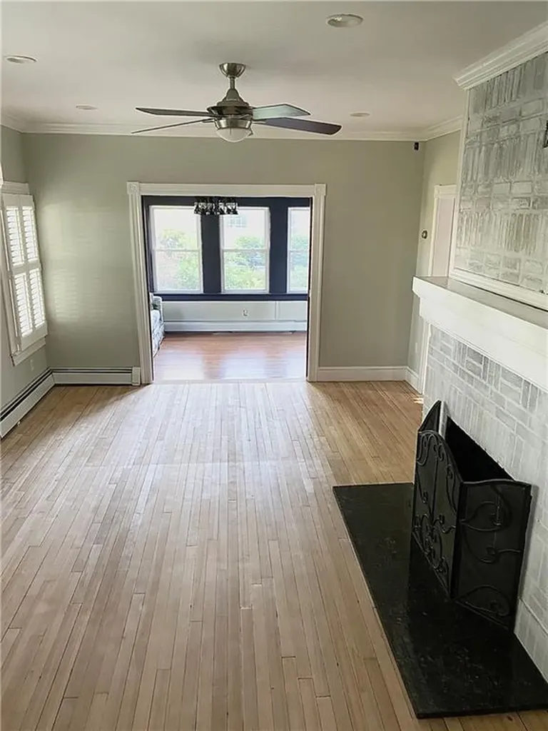 348 Bristol Ferry Road Portsmouth RI 02871