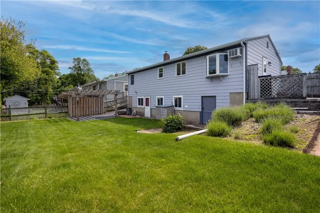 25 Bonaparte Street North Providence RI 02904