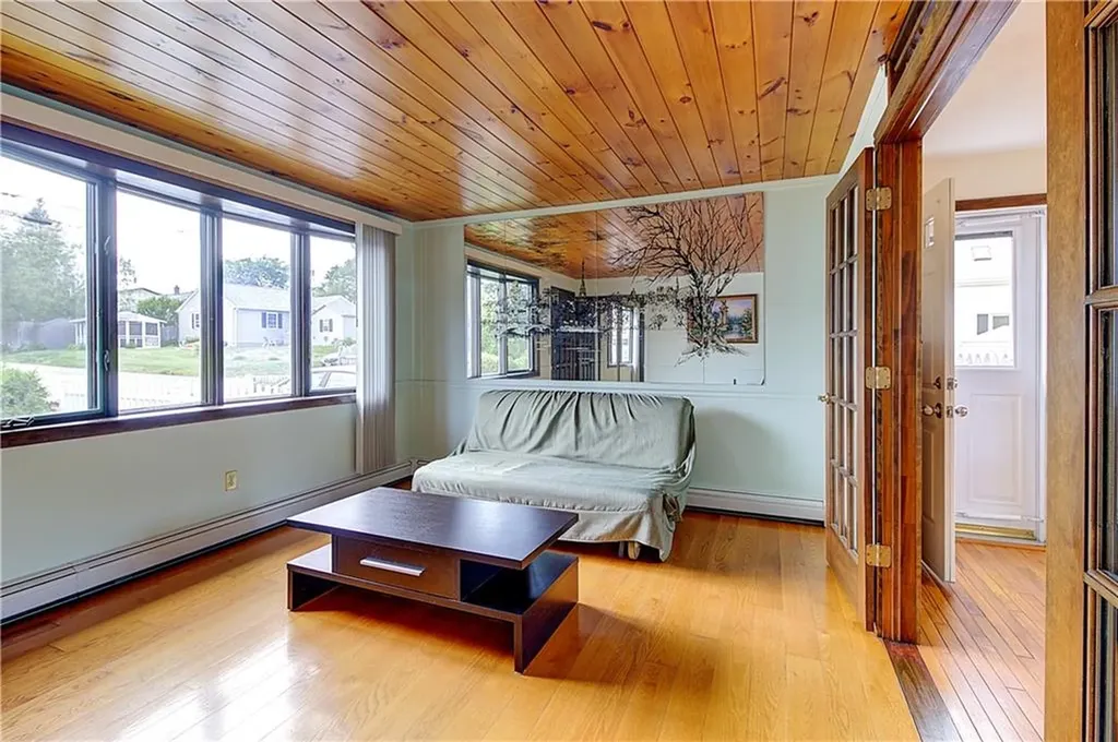 25 Bonaparte Street North Providence RI 02904