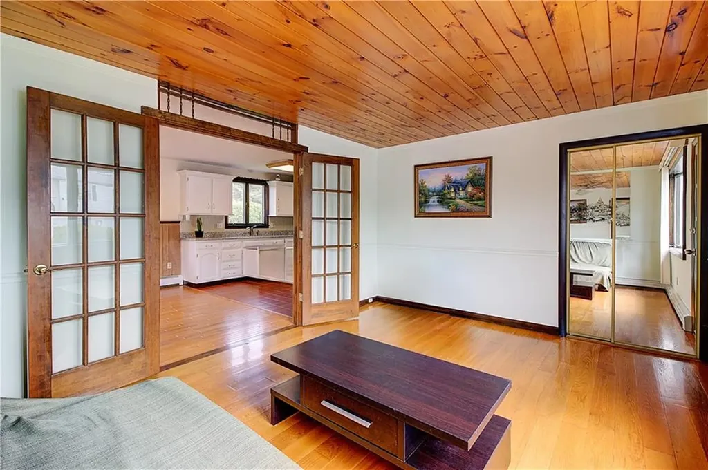 25 Bonaparte Street North Providence RI 02904