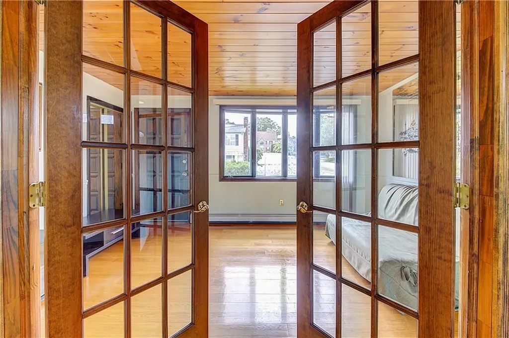 25 Bonaparte Street North Providence RI 02904