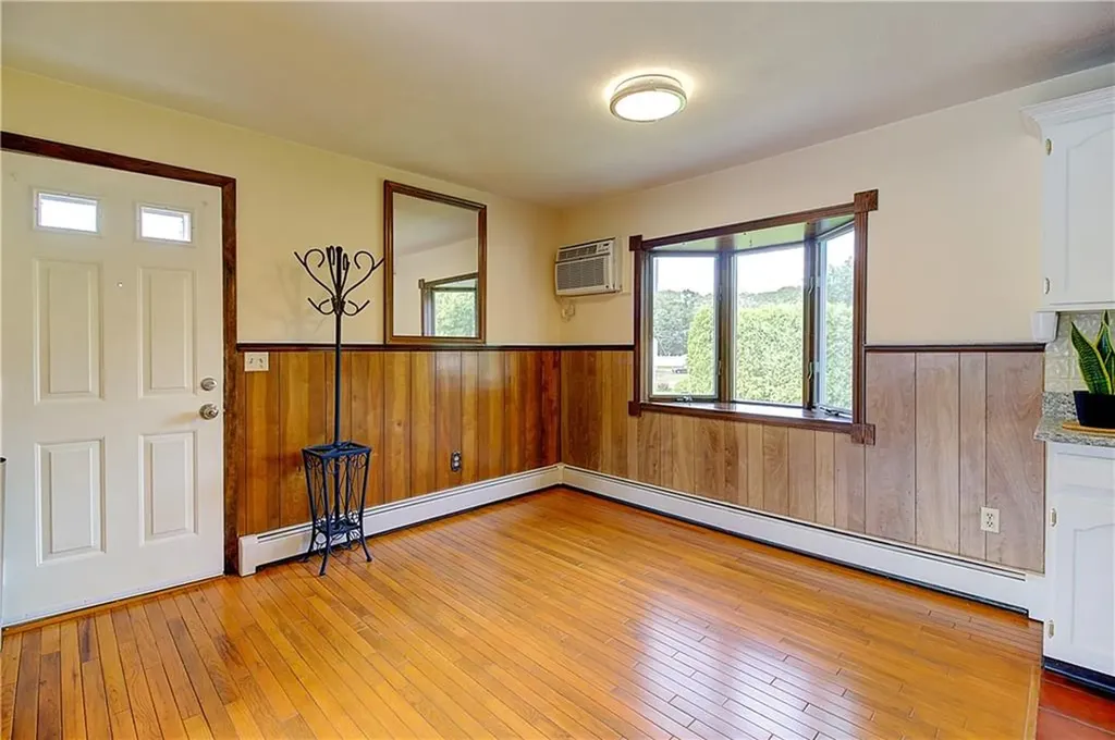 25 Bonaparte Street North Providence RI 02904