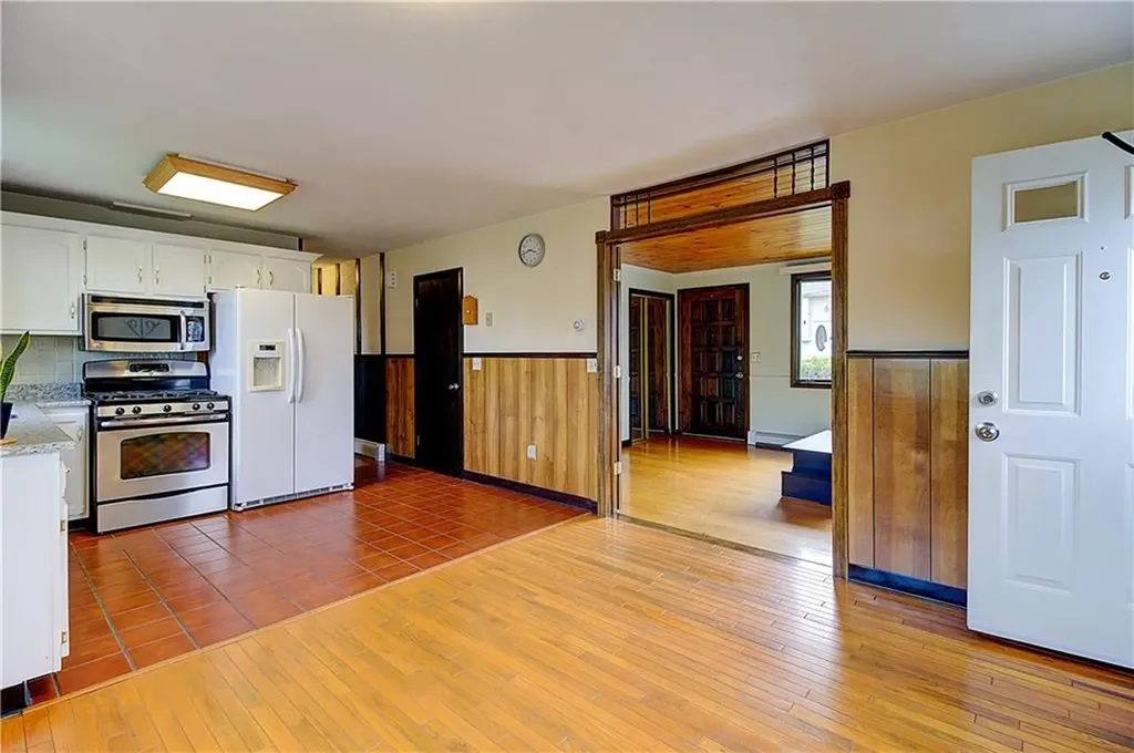 25 Bonaparte Street North Providence RI 02904