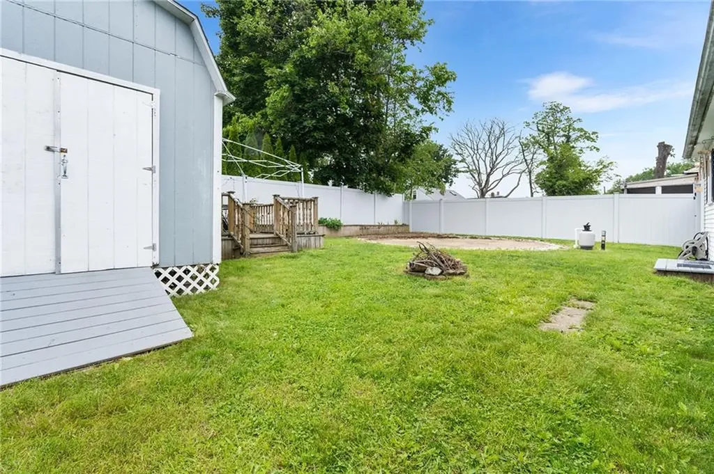 65 Winfield Road Johnston RI 02919