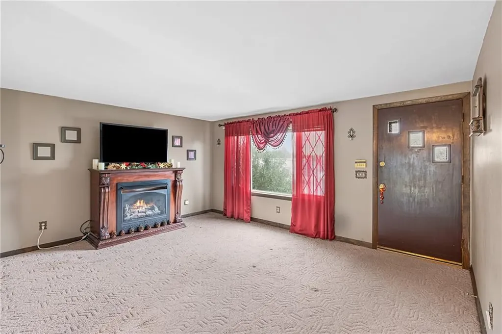 65 Winfield Road Johnston RI 02919