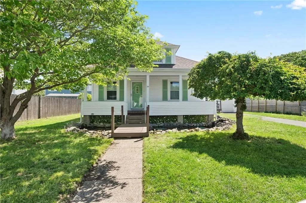 39 Camac Street Pawtucket RI 02861