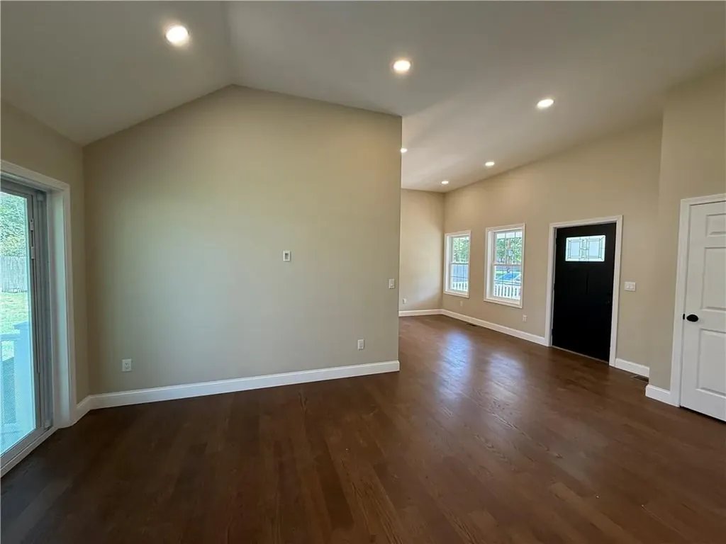 189 Pleasant View Avenue Smithfield RI 02917