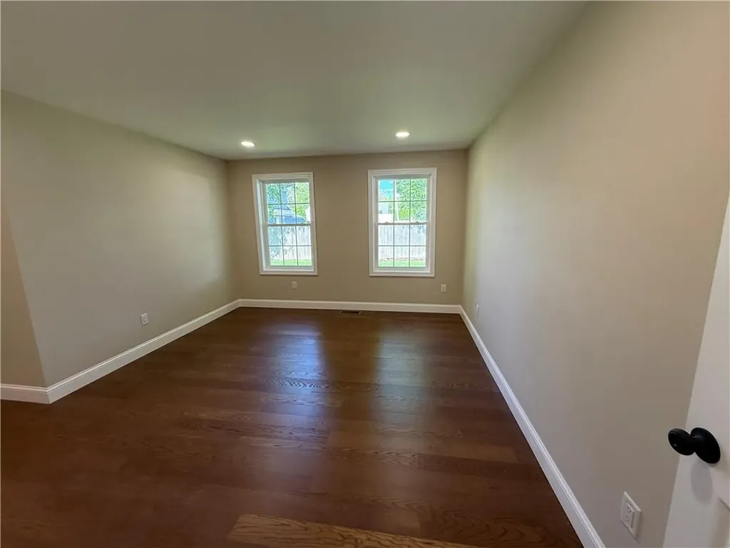 189 Pleasant View Avenue Smithfield RI 02917