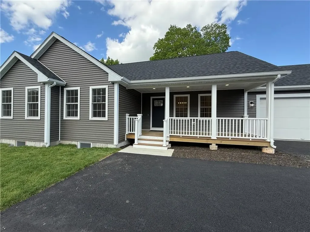 189 Pleasant View Avenue Smithfield RI 02917