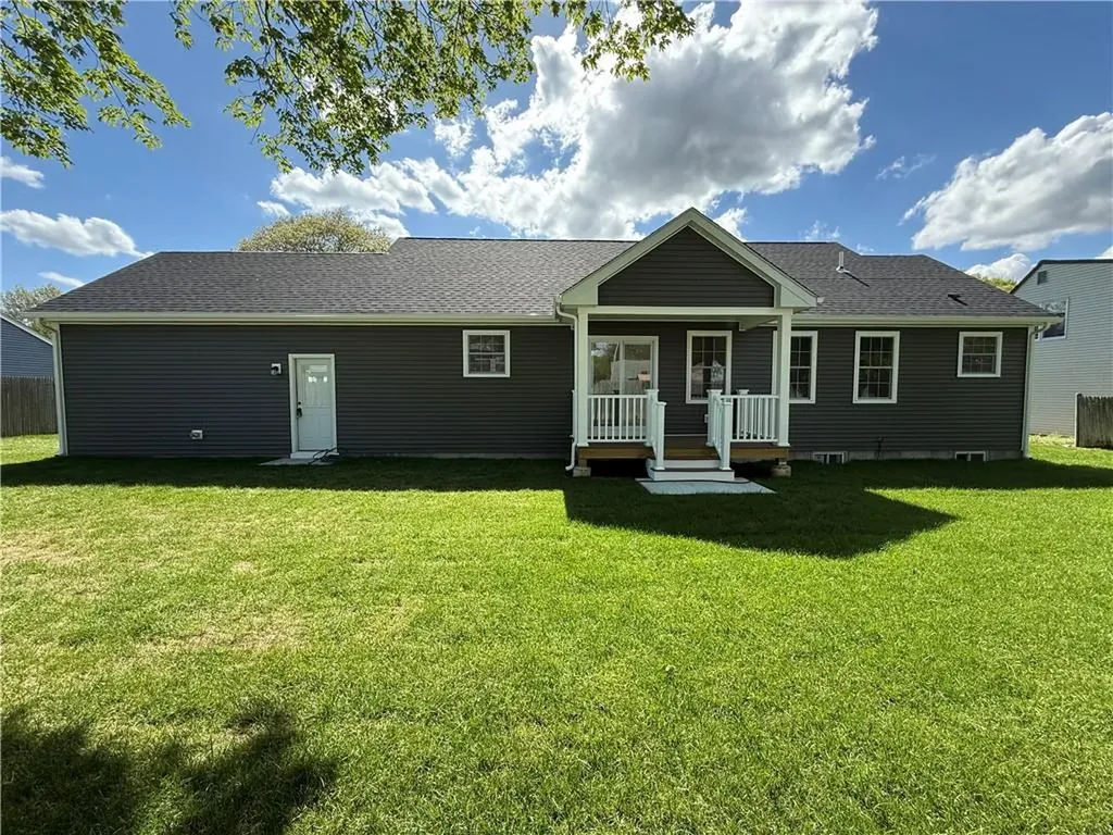 189 Pleasant View Avenue Smithfield RI 02917