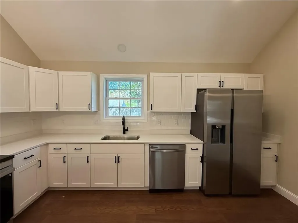 189 Pleasant View Avenue Smithfield RI 02917