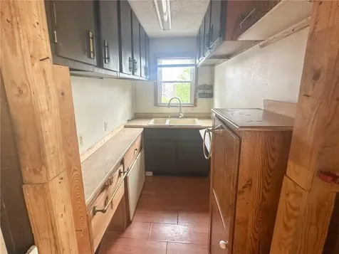 233 Grove Street Woonsocket RI 02895