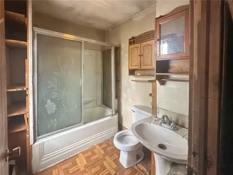 233 Grove Street Woonsocket RI 02895