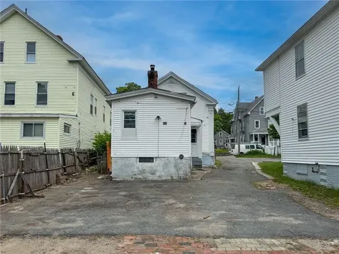 233 Grove Street Woonsocket RI 02895