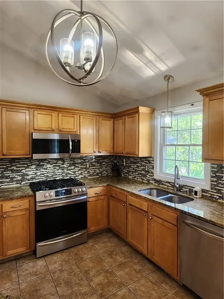 49 Wine Street Cranston RI 02920