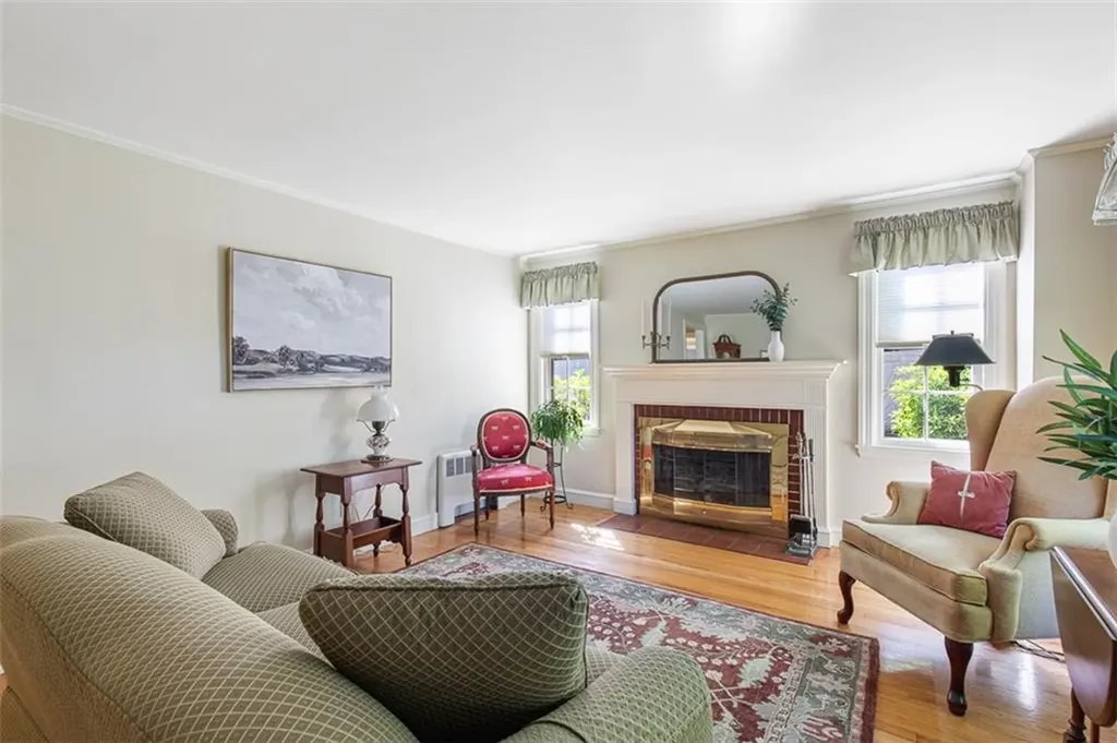 1 Joann Drive Barrington RI 02806