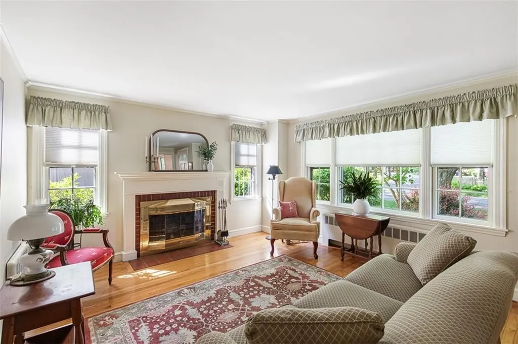 1 Joann Drive Barrington RI 02806